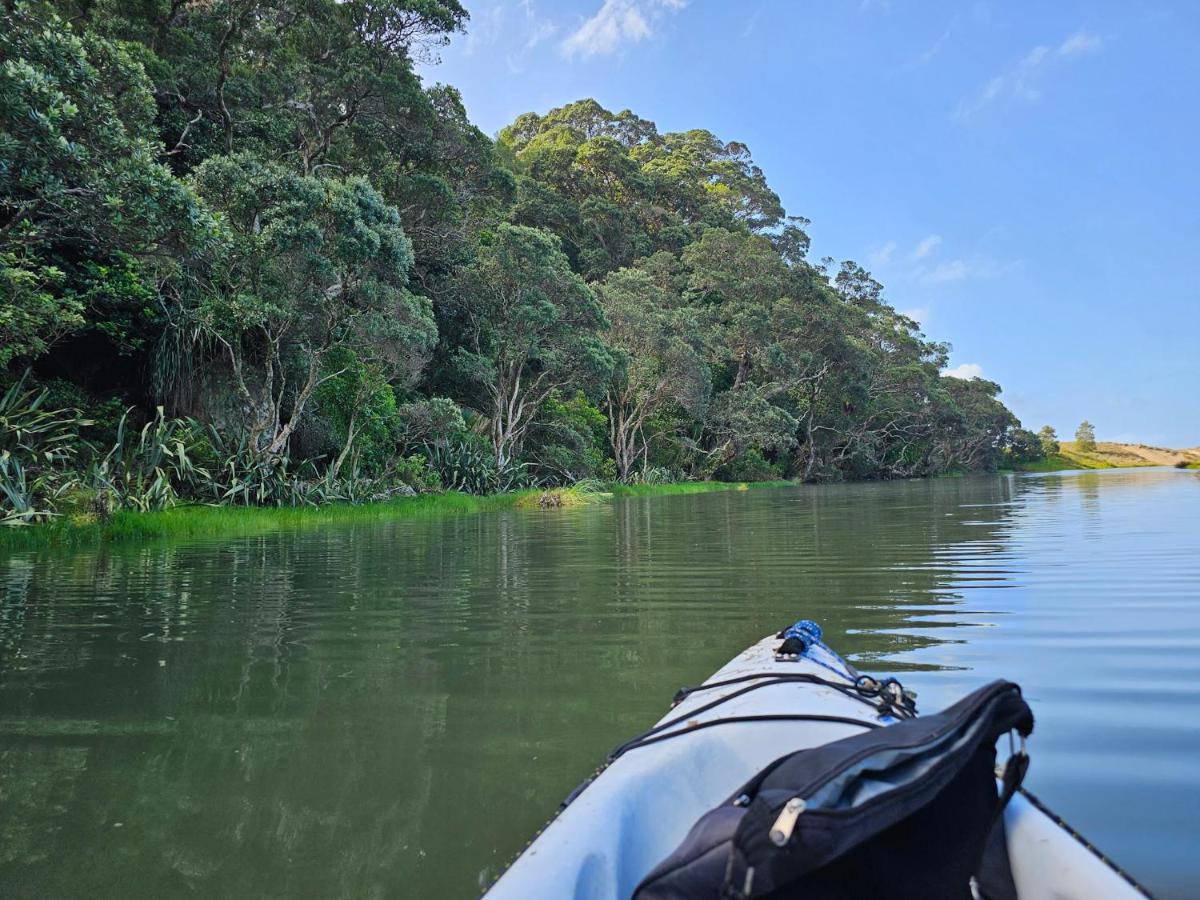 Adventurer'S Chest - Pohutukawa Hotwater Beach Exterior foto